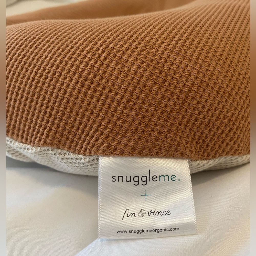 Fin & Vince baby lounger cover